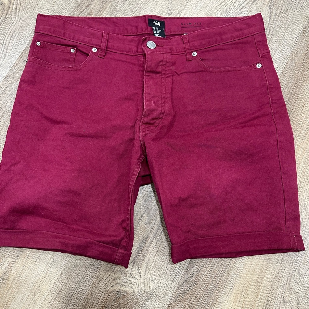 Men’s H&M slim shorts